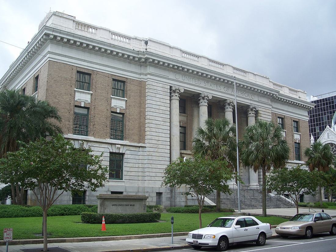 A courthouse and post office building. Appeals move from agency review to a judge, then to court. Photo: Wikimedia Commons, CC BY 2.5.